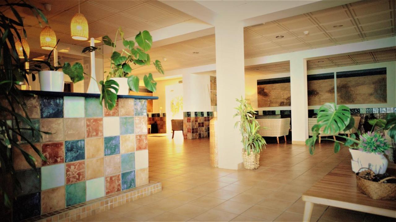 Hotel Ayamontino Punta Umbria Exterior photo